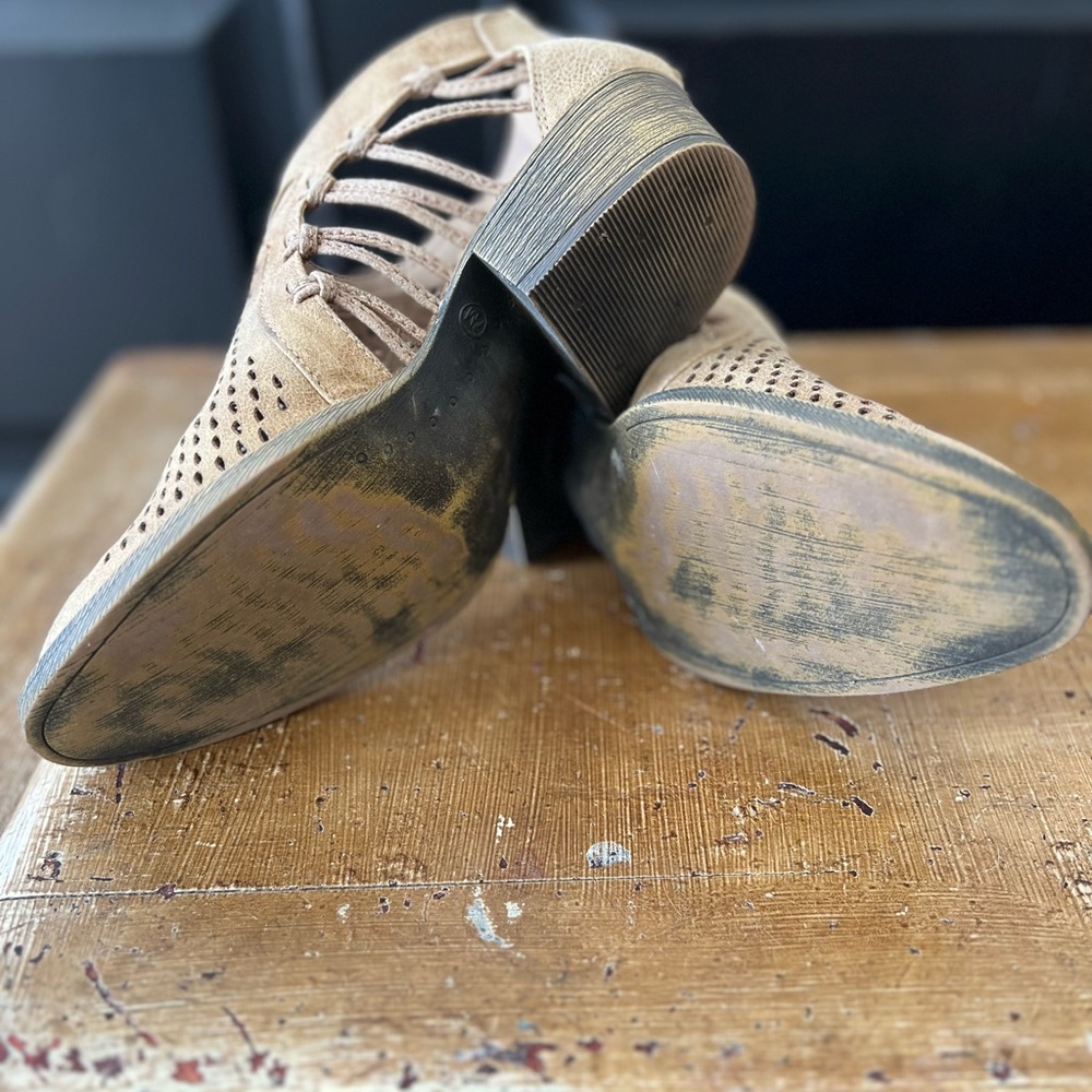 Ankle Bootie - Picture 3 of 5